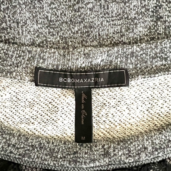 BCBGMAXAZRIA Sweater/Sweatshirt with Black Lace Front Size Medium - Picture 5 of 5